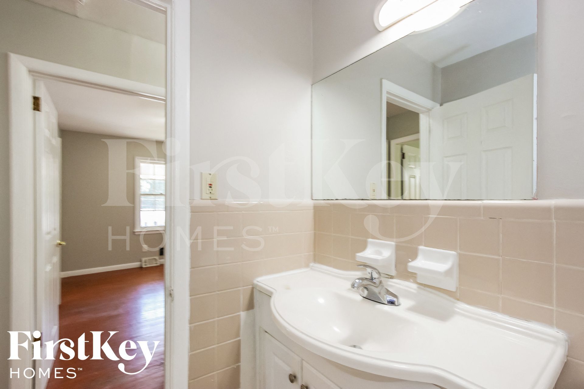 Building Photo - 2739 Sherlock Dr