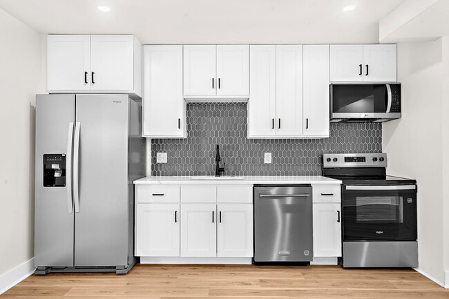 Building Photo - 24 Blake St