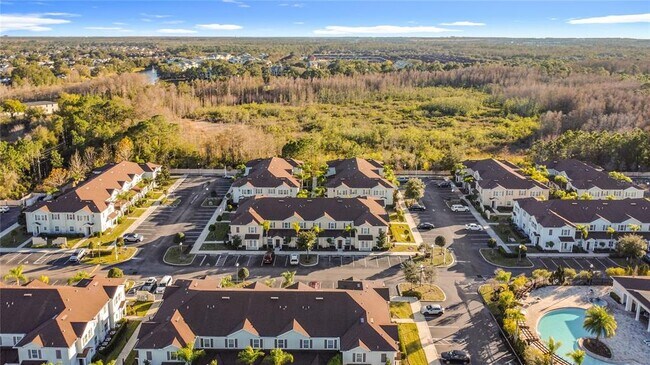 Building Photo - 8986 Shine Dr