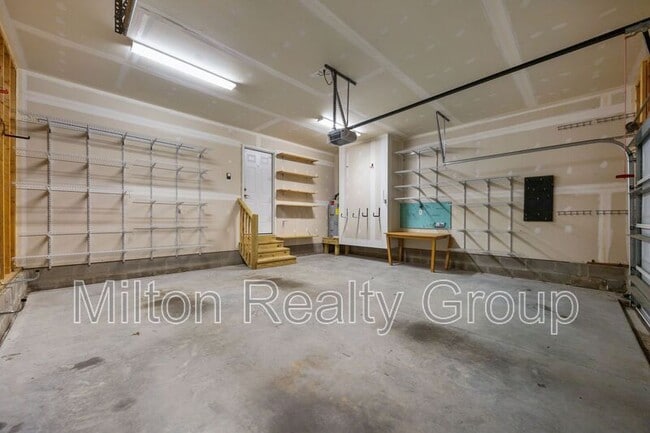 Building Photo - 95 Oxfordshire Dr