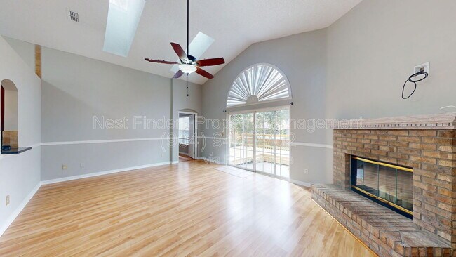 Building Photo - 1738 Chandelier Cir E