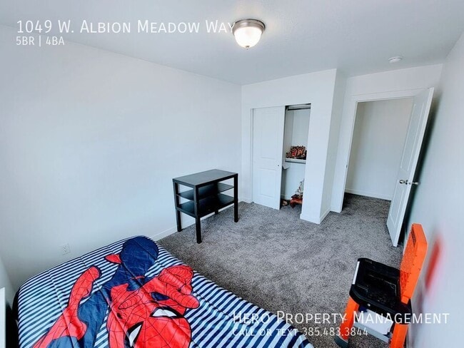Building Photo - 1049 Albion Meadow Way