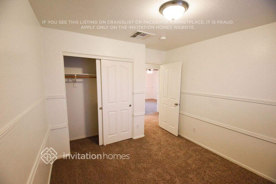 Building Photo - 19335 E Canary Way