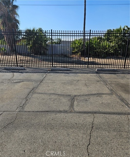 Building Photo - 2891 Canyon Crest Dr