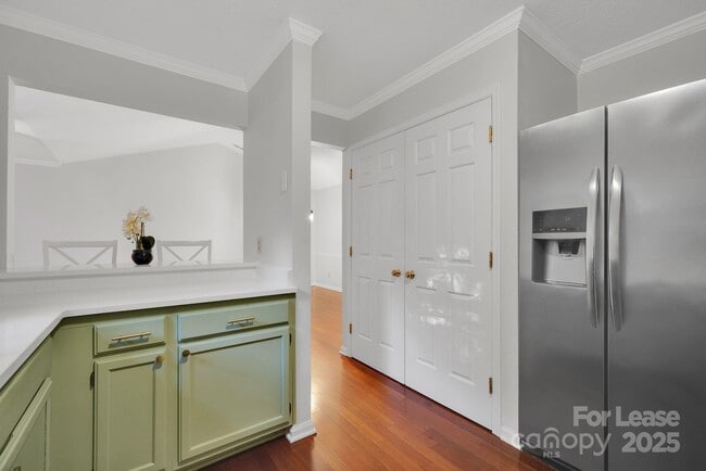 Building Photo - 3300 Selwyn Farms Ln