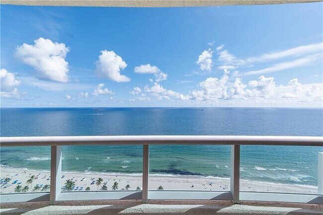 Building Photo - 101 S Fort Lauderdale Beach Blvd