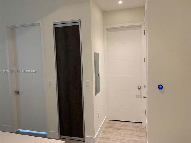 Building Photo - 301 Altara Ave