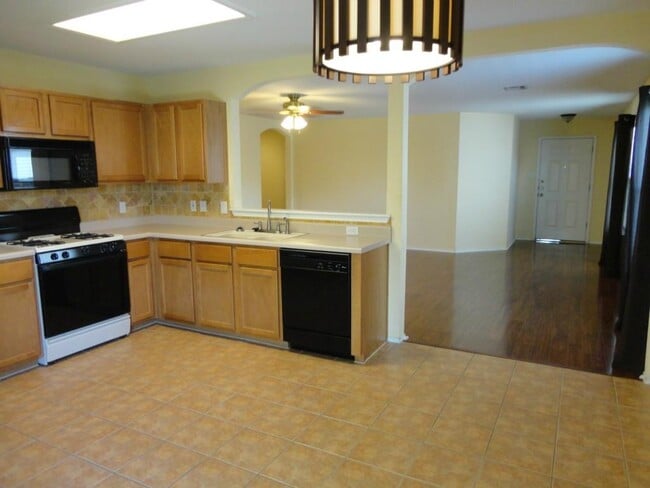 Primary Photo - 17418 Dashwood Creek Dr