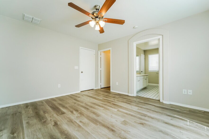 Building Photo - 12782 E Hannah Trail