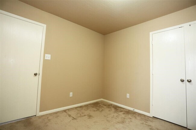 Building Photo - 9418 Cholla Hill Ct