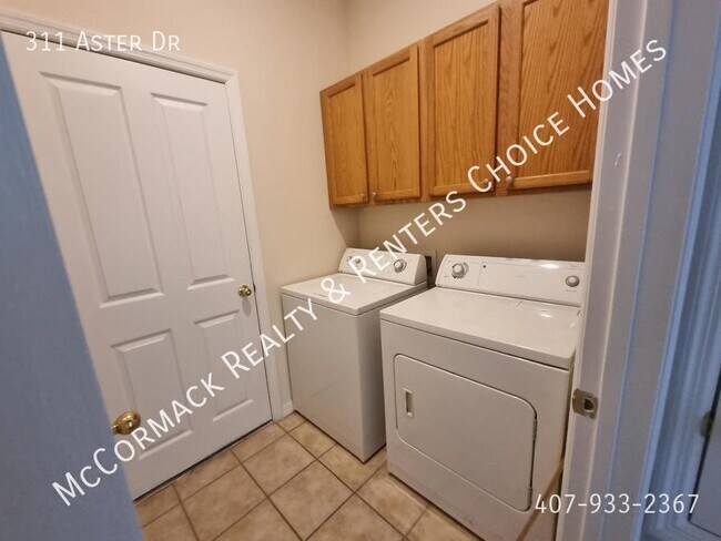 Building Photo - 311 Aster Dr