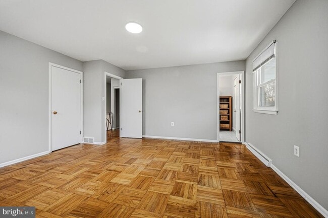 Building Photo - 1513 Fresno Rd