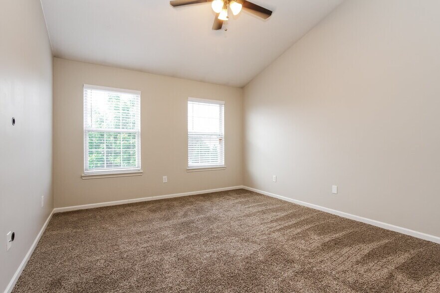 Building Photo - 8909 Newchurch Blvd