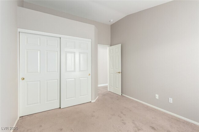 Building Photo - 9424 Cloudcroft Ave