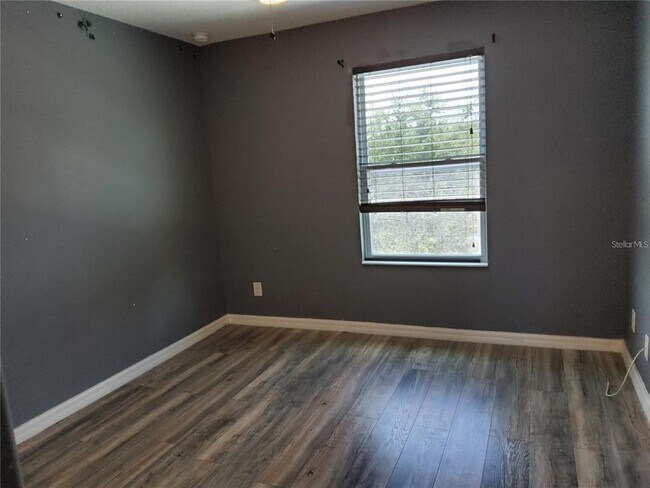 Building Photo - 355 Granada Blvd
