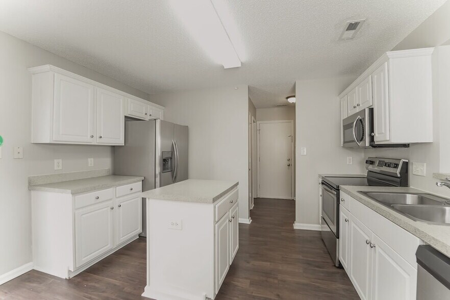 Building Photo - 10512 Katie Creek Ct