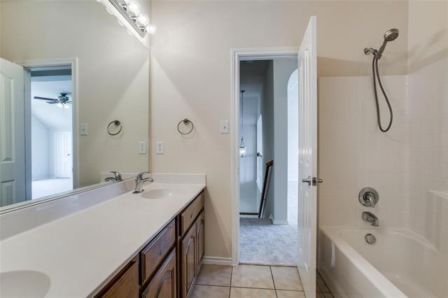 Building Photo - 12801 Parkersburg Dr