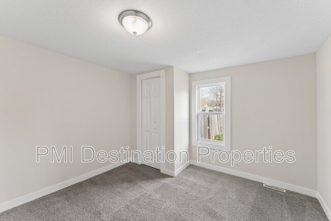 Building Photo - 247 Shadyside Ave