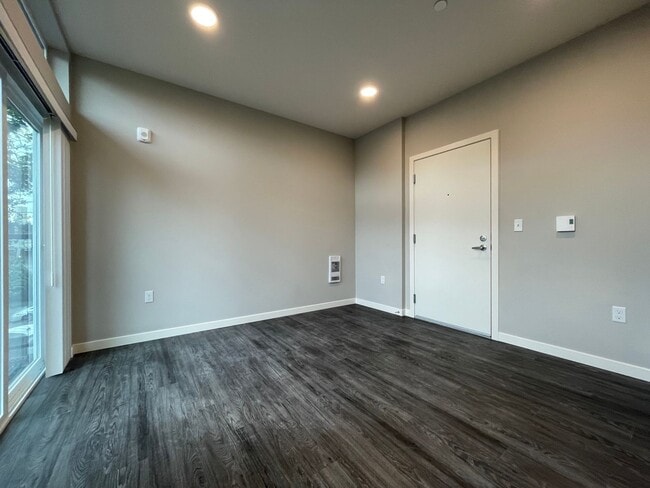 Interior Photo - Sylvan Court