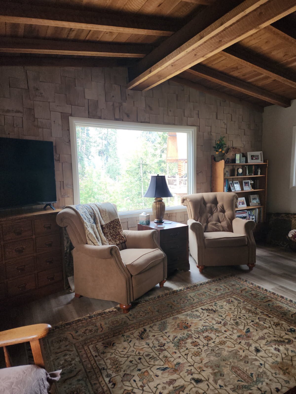 Building Photo - 360 Stoner Creek Rd