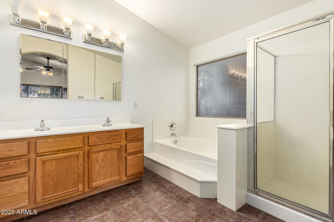 Building Photo - 17530 W Wind Drift Ct