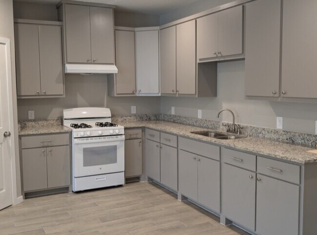 Building Photo - 7745 Swiftwater Ln