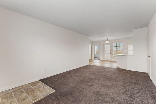 Building Photo - Beautiful Culdesac Community********** Beech Grove Neighborhood*********Rent $1,050/mo