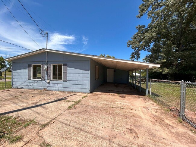 Building Photo - 26 Kurthwood Rd