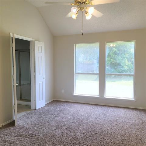 Building Photo - 312 Glen Meadow Dr