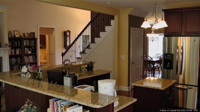 Building Photo - 158 Sherwood Ln