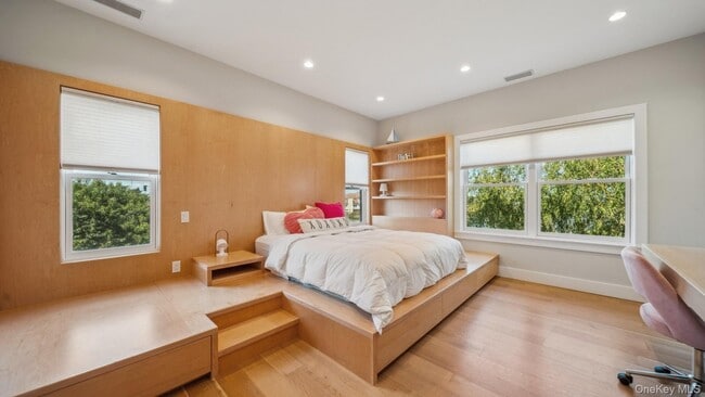 Building Photo - 102-192 Dune Rd