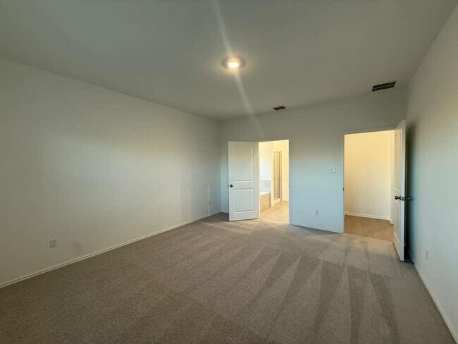 Building Photo - 18022 Lark Sparrow Dr