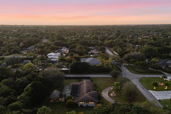 Building Photo - 9890 SW 138th St