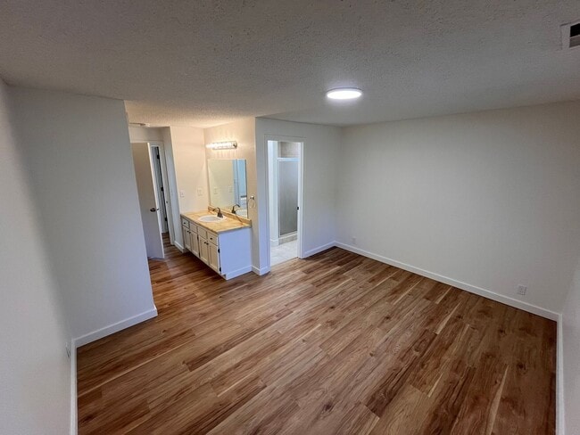 Building Photo - Snag This Rare Gem! 3 Bed, 2 Bath Ranch on a Large Lot