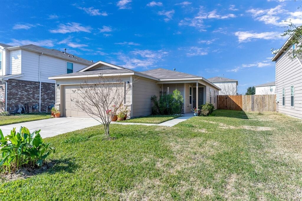 Building Photo - 1617 Perennial Ln