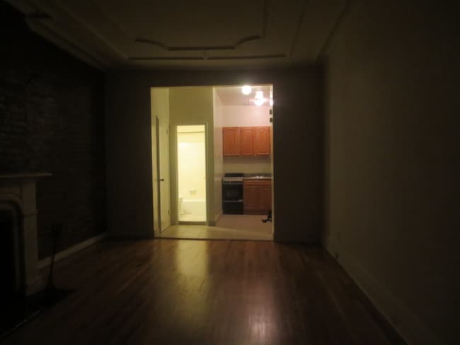 Building Photo - 328 E 55th St