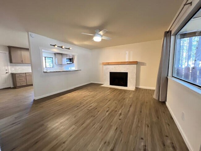 Primary Photo - 3721 Aspen Ave
