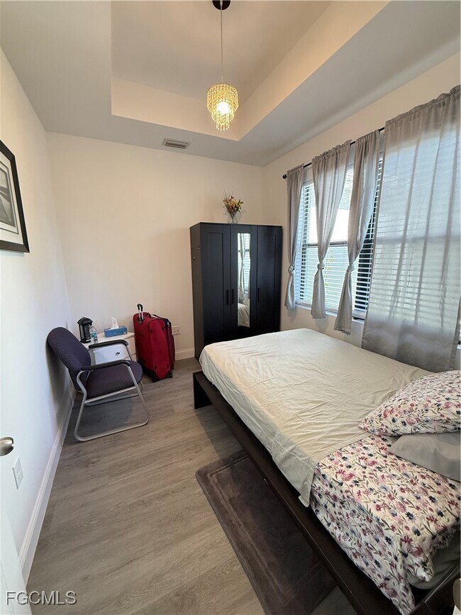 Building Photo - 1407 Eighth Ave