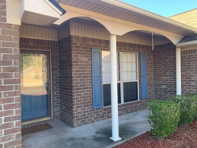 Building Photo - 1169 Cumberland Dr