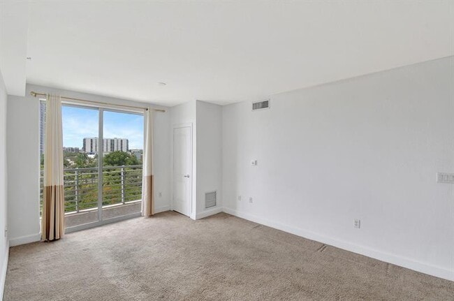 Building Photo - 1830 Radius Dr