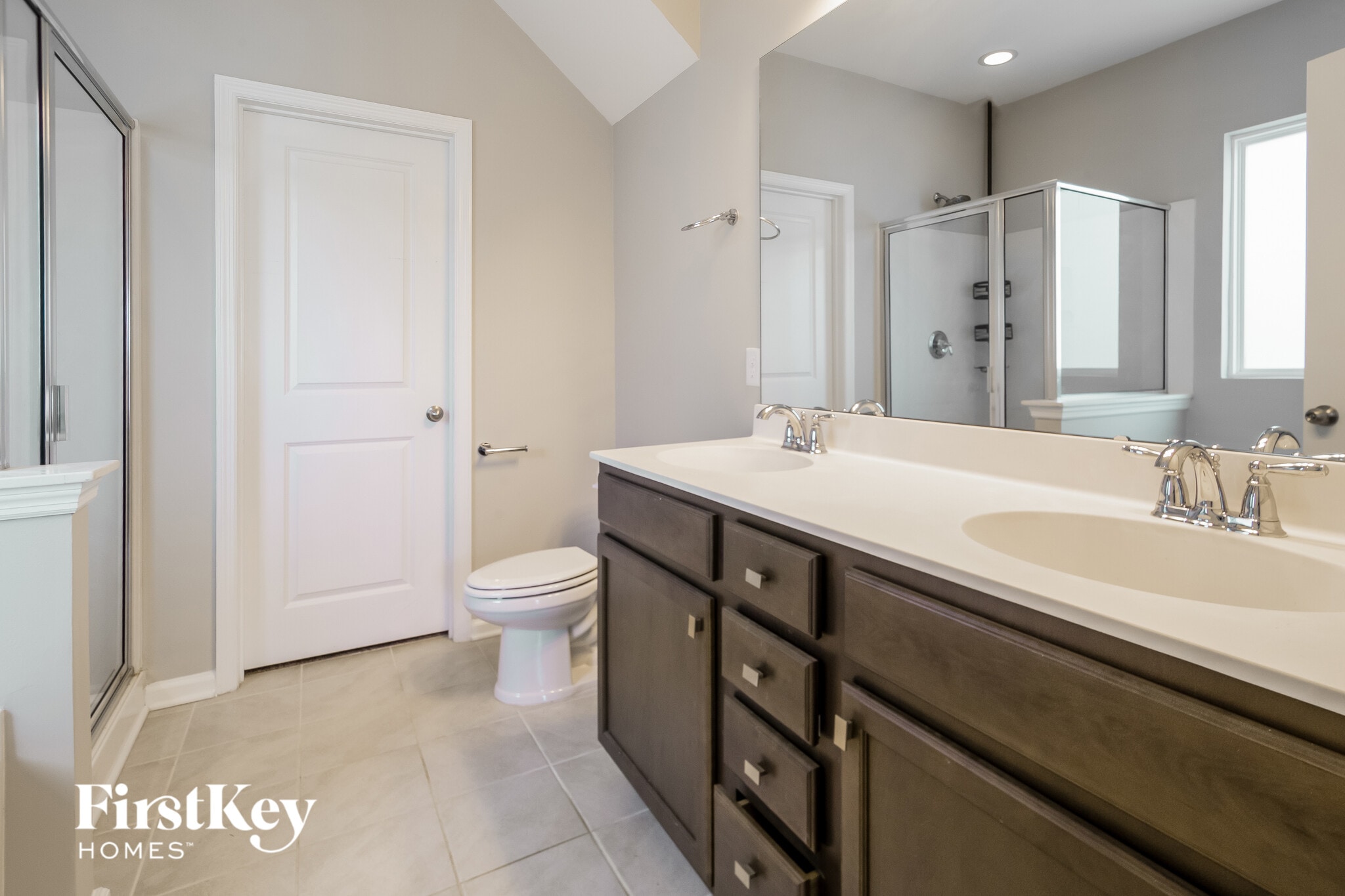 Building Photo - 521 Lateleaf Dr