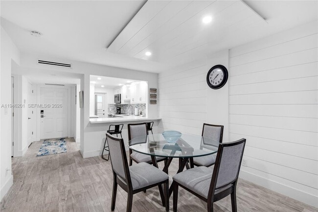 Building Photo - 4502 N Federal Hwy