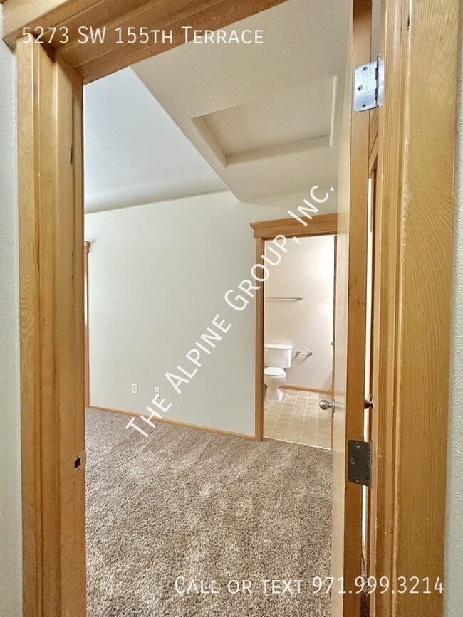 Building Photo - 5273 SW 155th Terrace