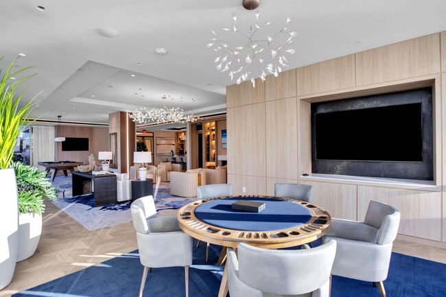 Building Photo - 151 N Seabreeze Blvd