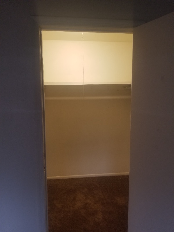 Building Photo - 5500 Karen Elaine Dr