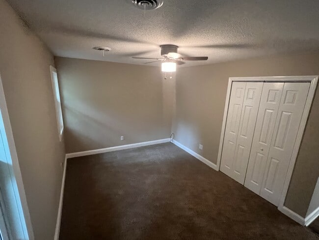 Building Photo - 4100 Pittsford Rd