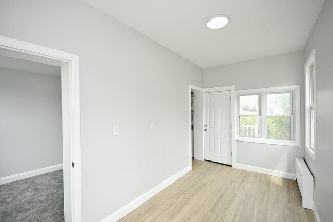 Building Photo - 7700 Francis