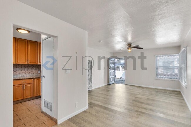 Building Photo - 2012 Cavallo Rd