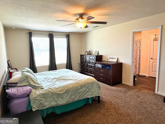 Building Photo - 307 Cedar Breeze Dr