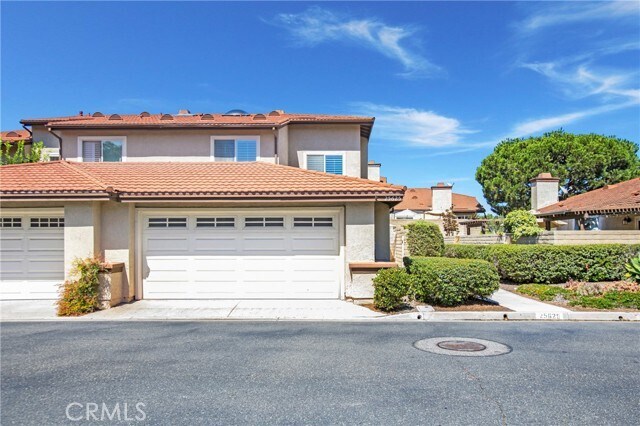 Building Photo - 25625 Bridgewater Ln